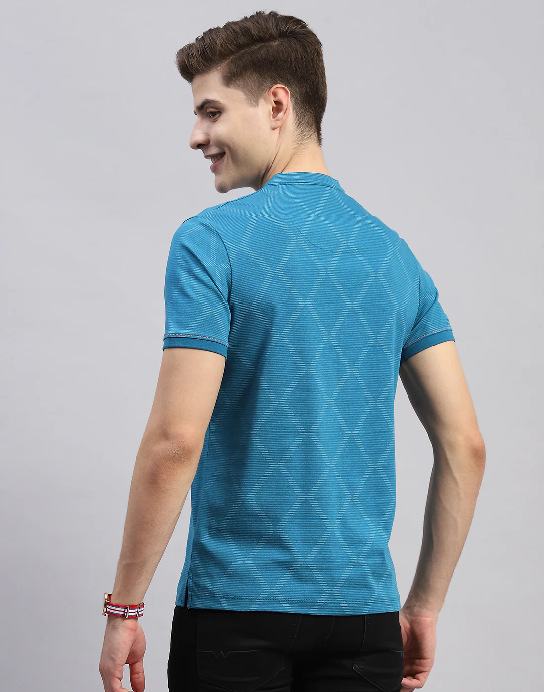 Men Blue Printed Mandarin Neck Half Sleeve T-Shirt - Image 5