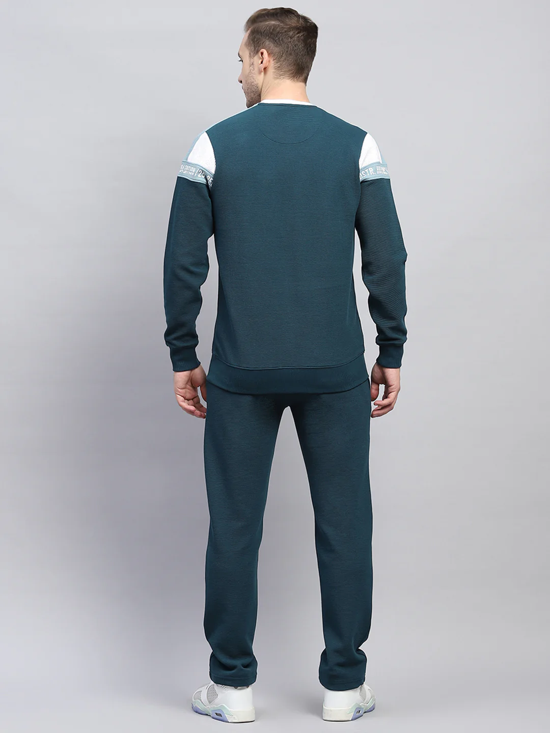 Men Blue Printed Round Neck Full Sleeve Winter Tracksuit - Image 5