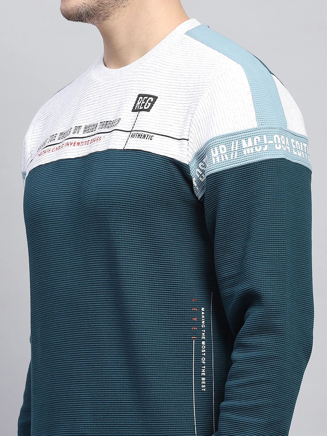 Men Blue Printed Round Neck Full Sleeve Winter Tracksuit - Image 6