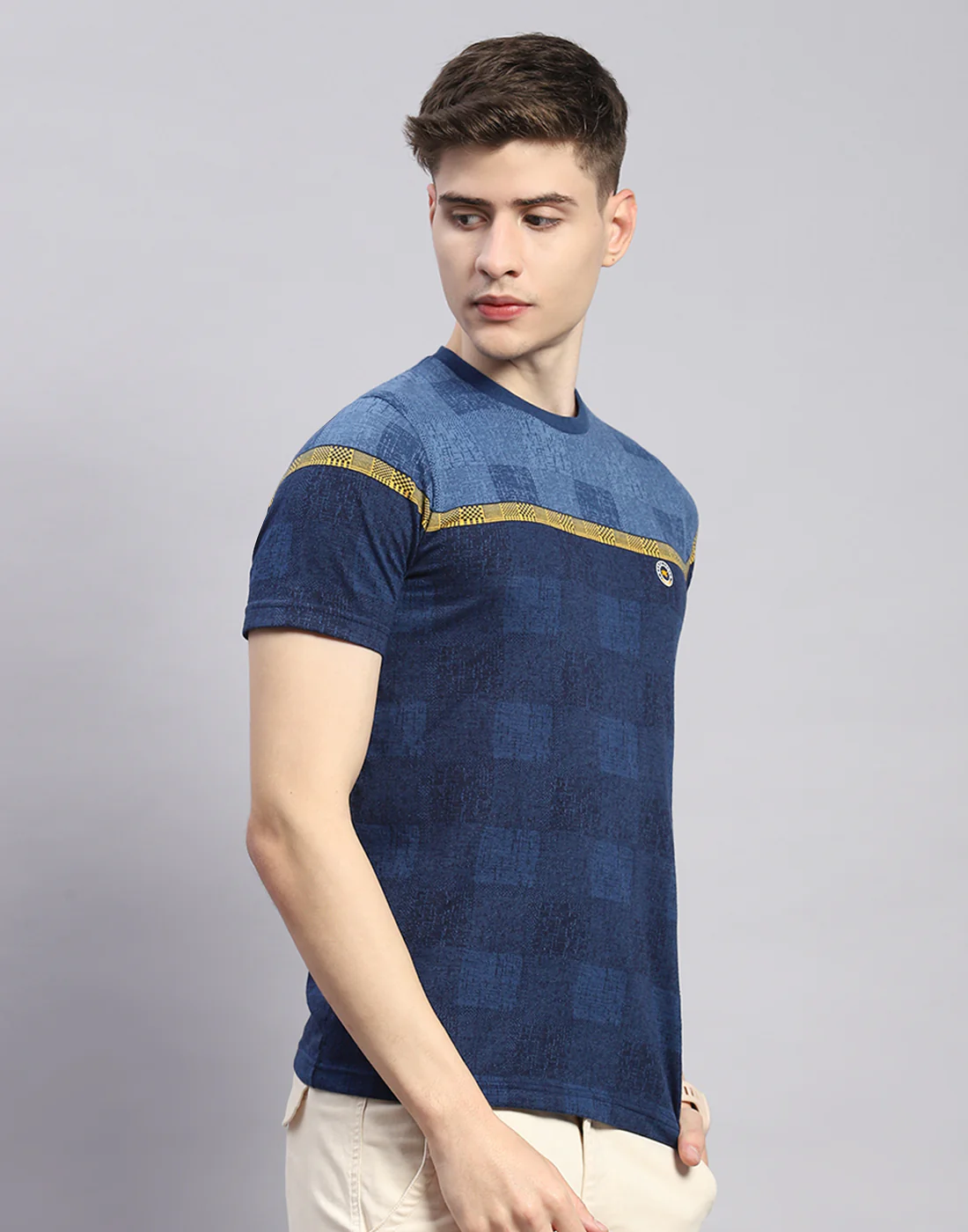 Men Blue Printed Round Neck Half Sleeve T-Shirt - Image 4