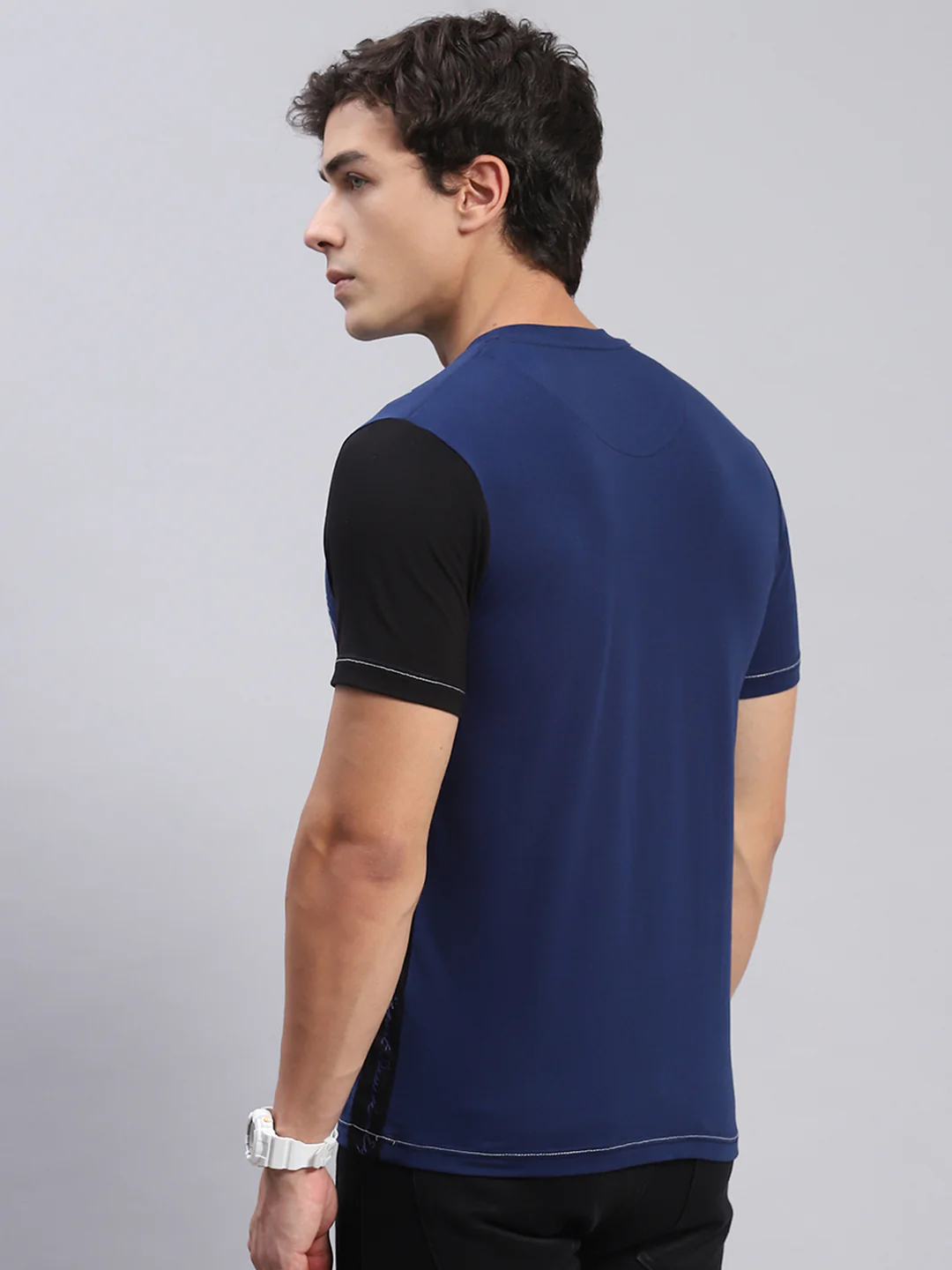 Men Blue Printed Round Neck Half Sleeve T-Shirts - Image 5
