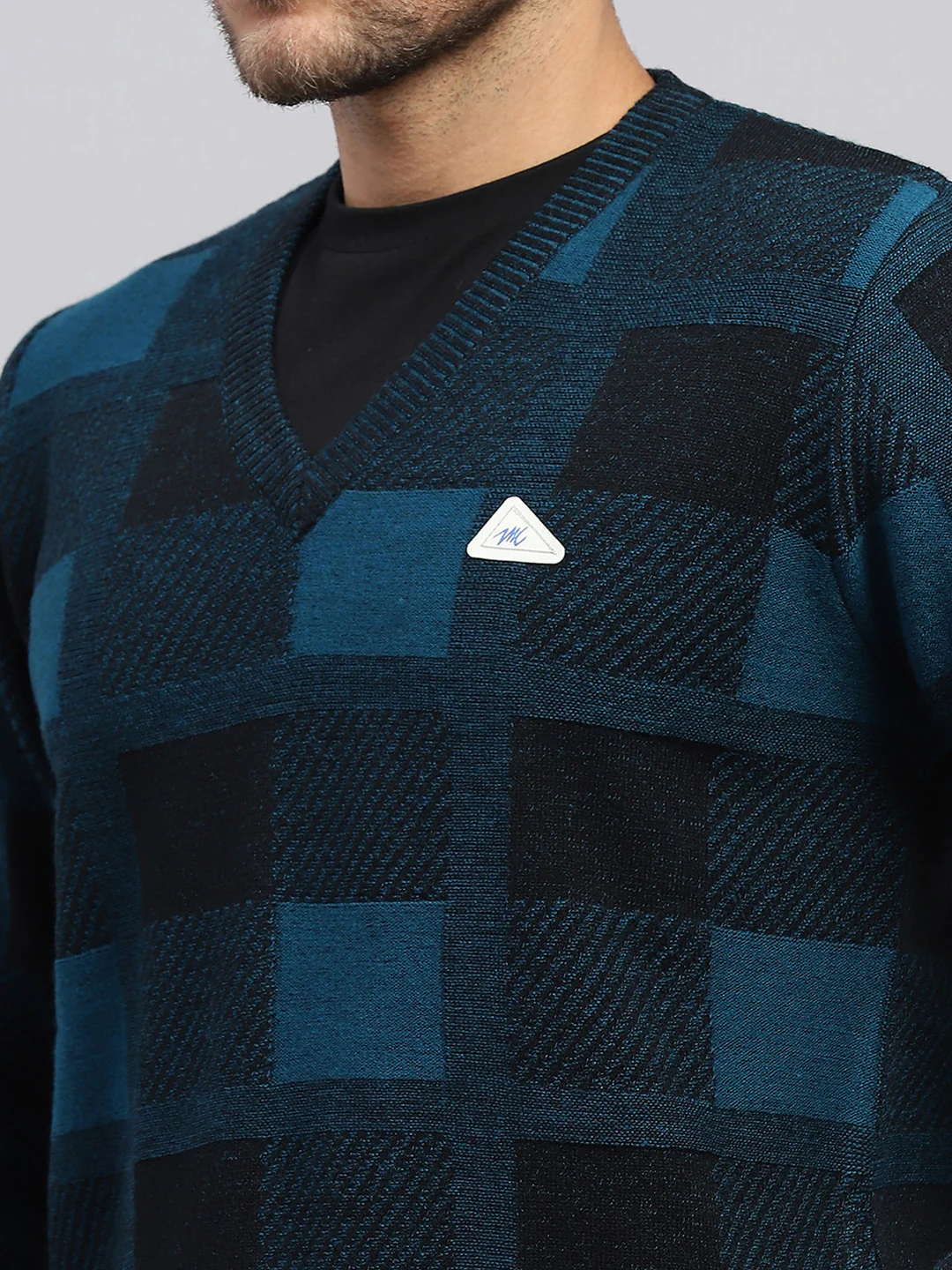 Men Blue Printed V Neck Full Sleeve Pullover - Image 6