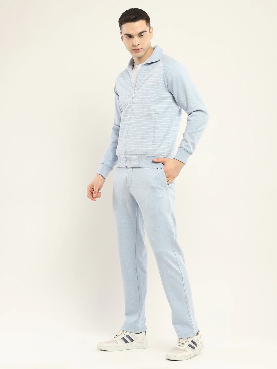 Men Blue Self Design Collar Full Sleeve Winter Tracksuit - Image 3