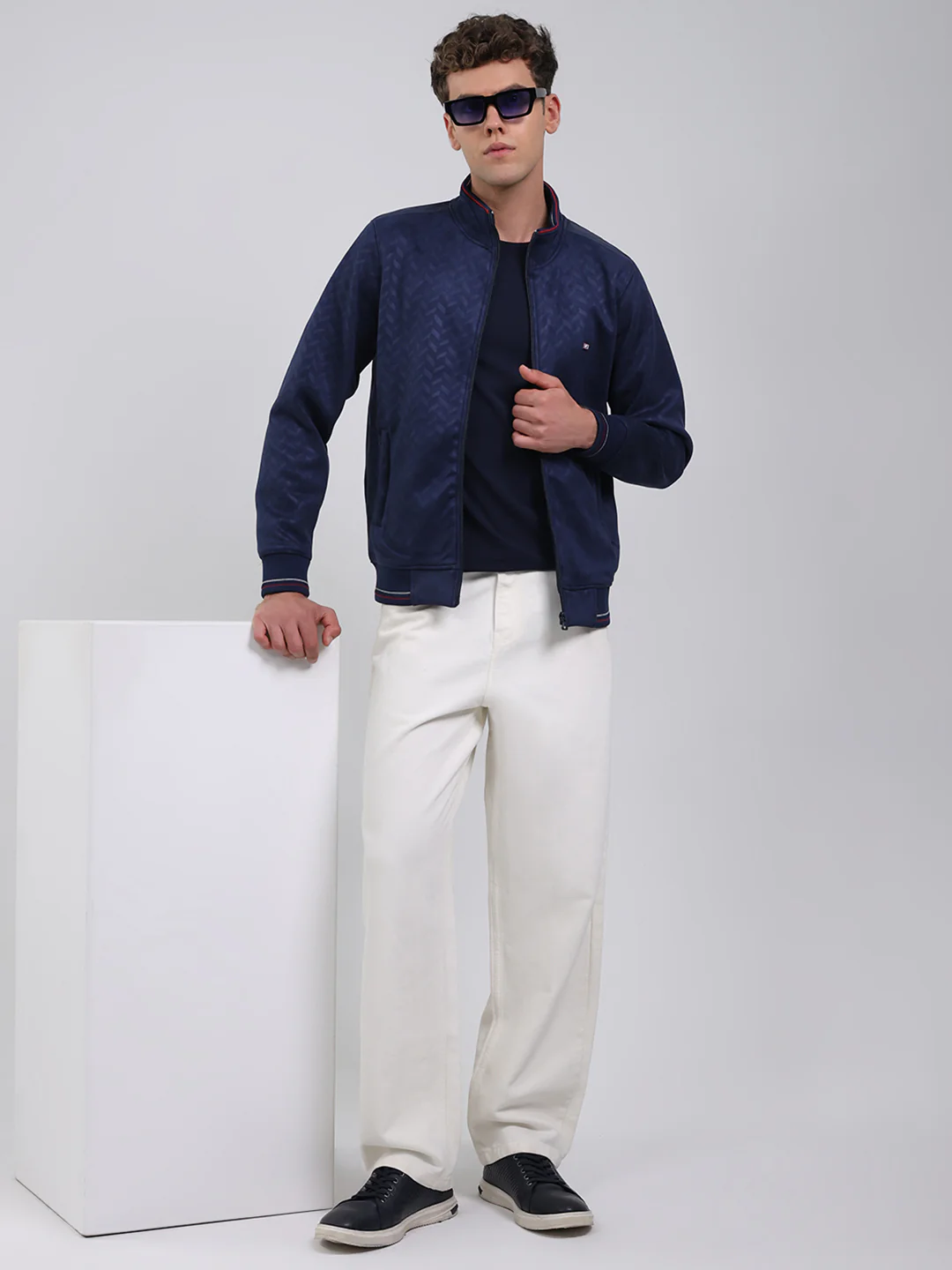 Men Blue Self Design Full Sleeve Sweatshirt with Jacket Vibe - Image 2