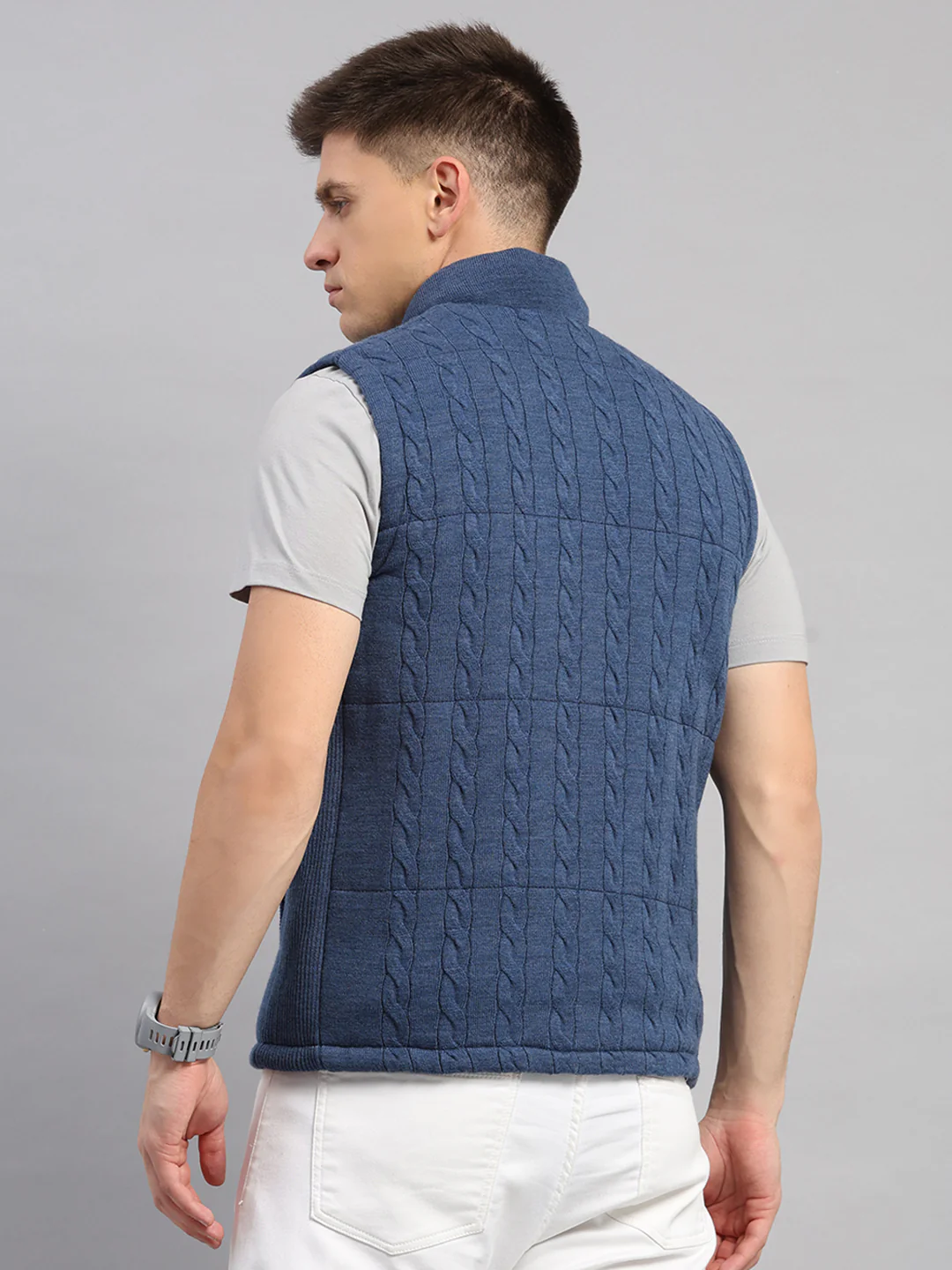 Men Blue Self Design Round Neck Sleeveless Jacket - Image 5