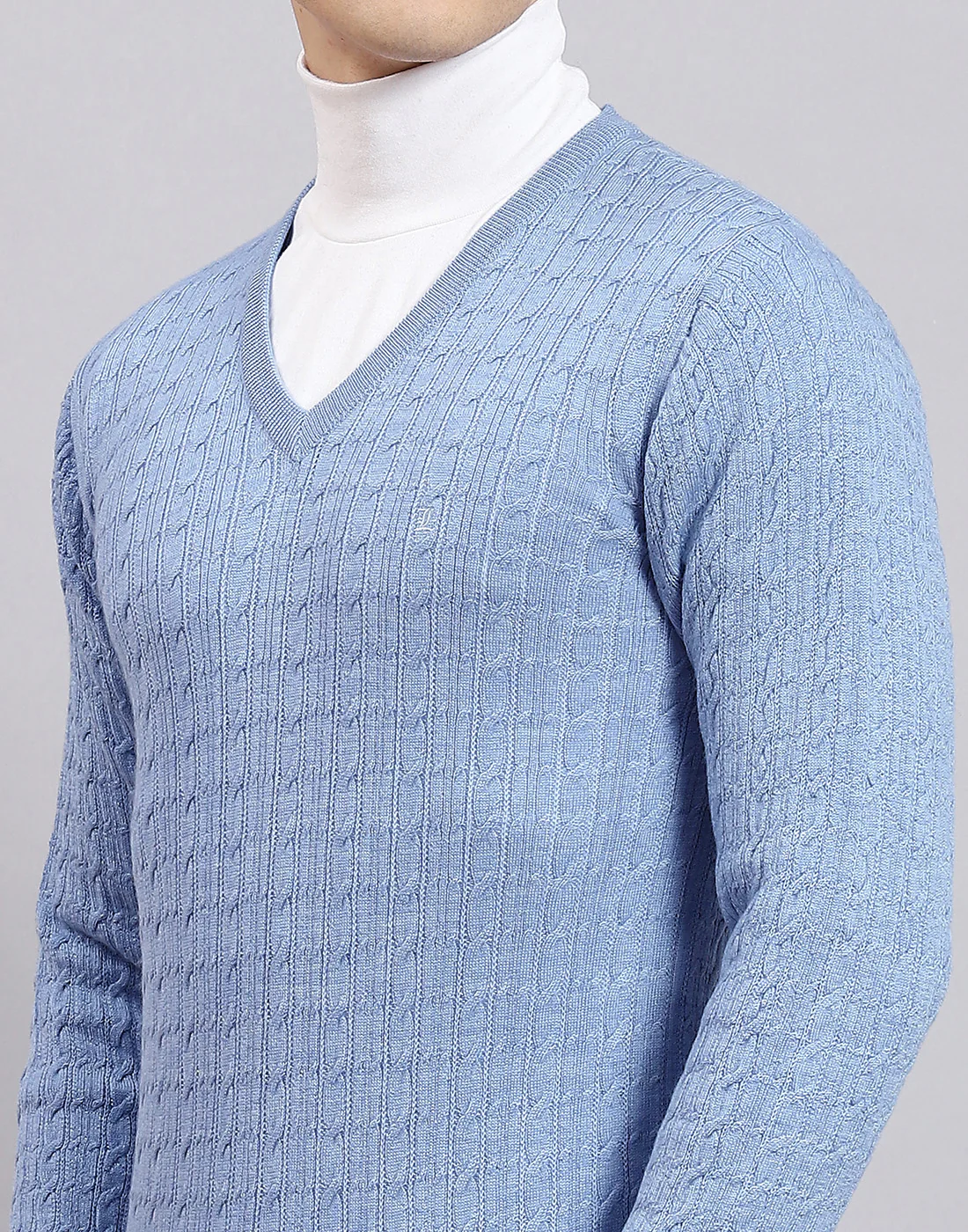 Men Blue Self Design V Neck Full Sleeve Sweater - Image 7