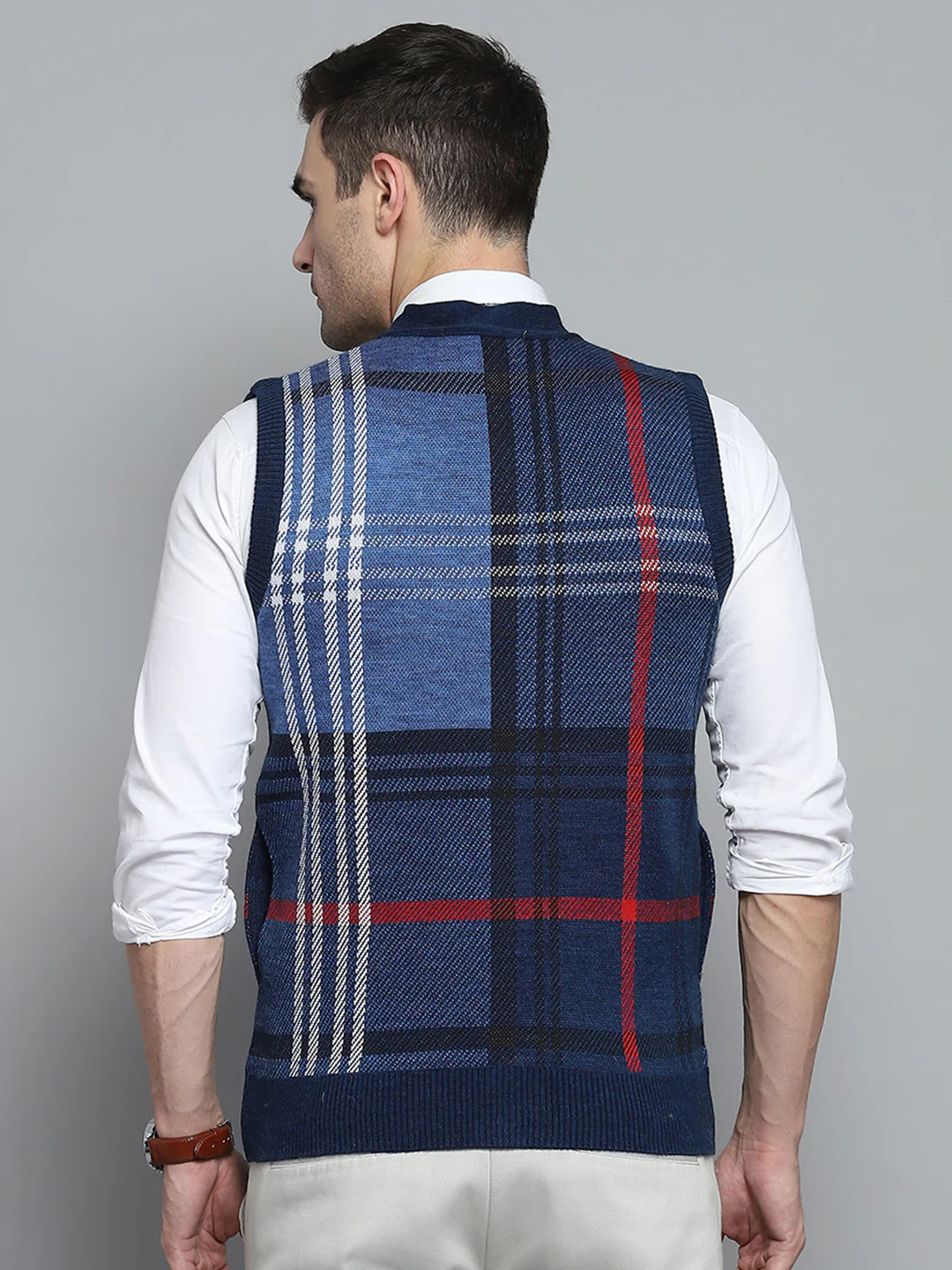 Men Blue Self Design V Neck Sleeveless Cardigan - Image 5