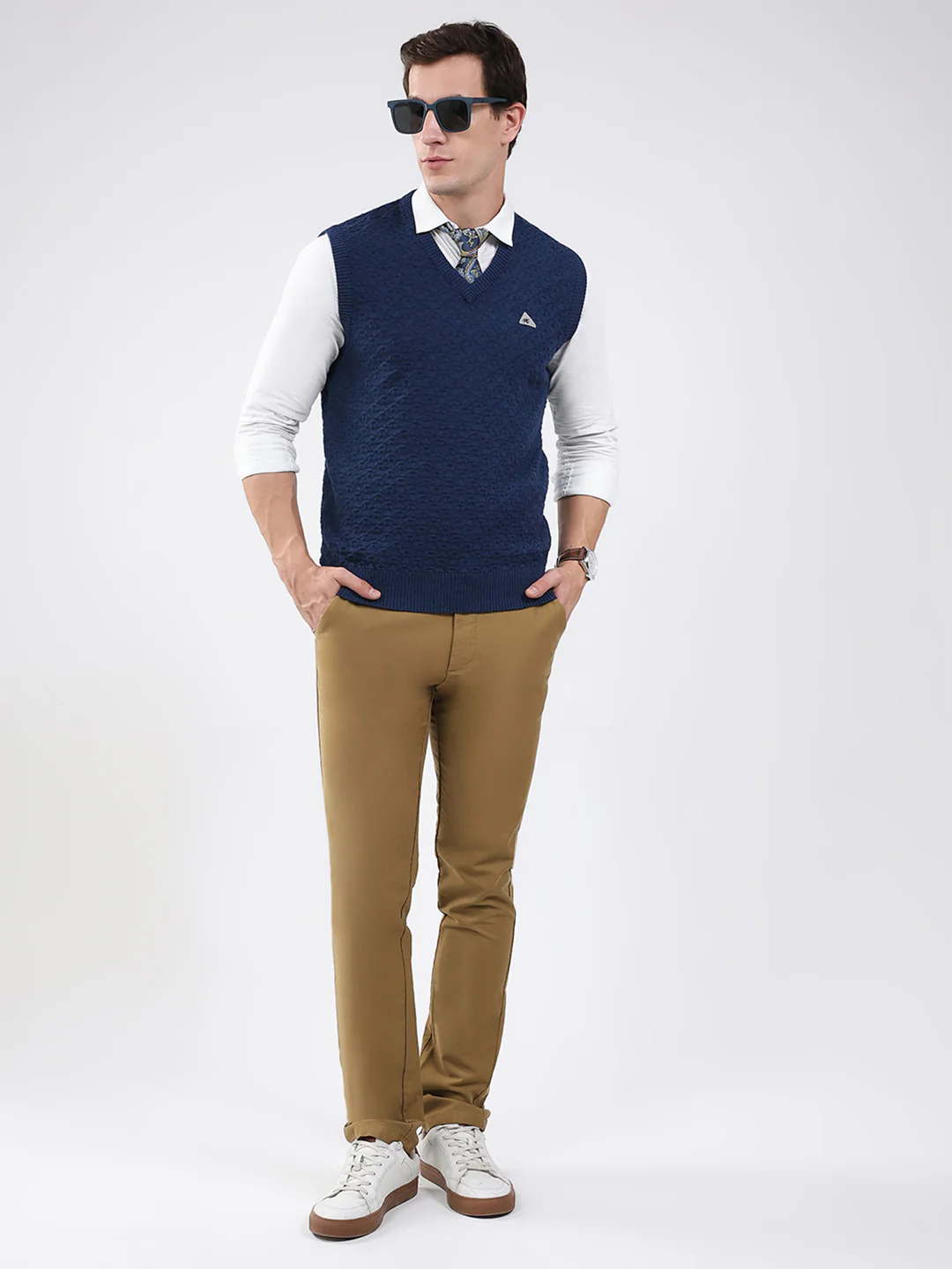Men Blue Self Design V Neck Sleeveless Sweater - Image 2