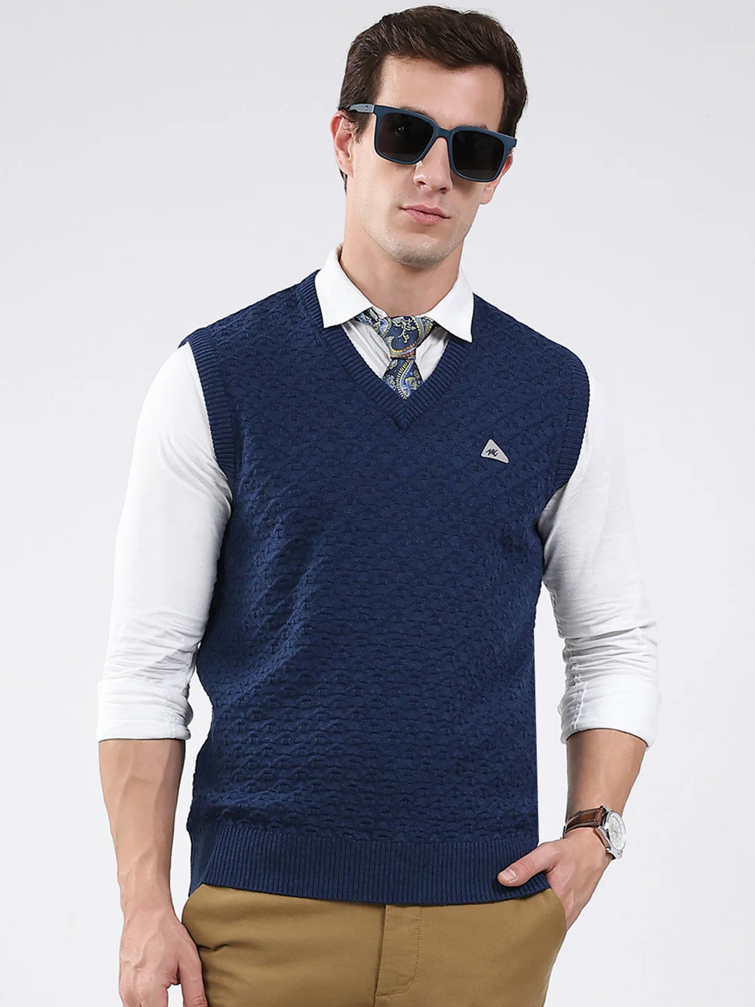 Men Blue Self Design V Neck Sleeveless Sweater - Image 6
