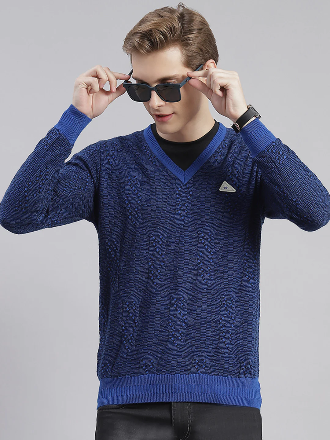 Men Blue Self Design V Neck Full Sleeve Sweaters/Pullovers - Image 2