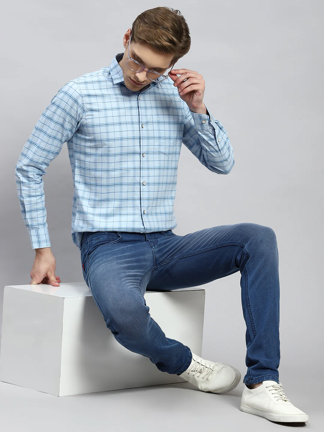 Men Blue Skinny Fit Denim - Image 2