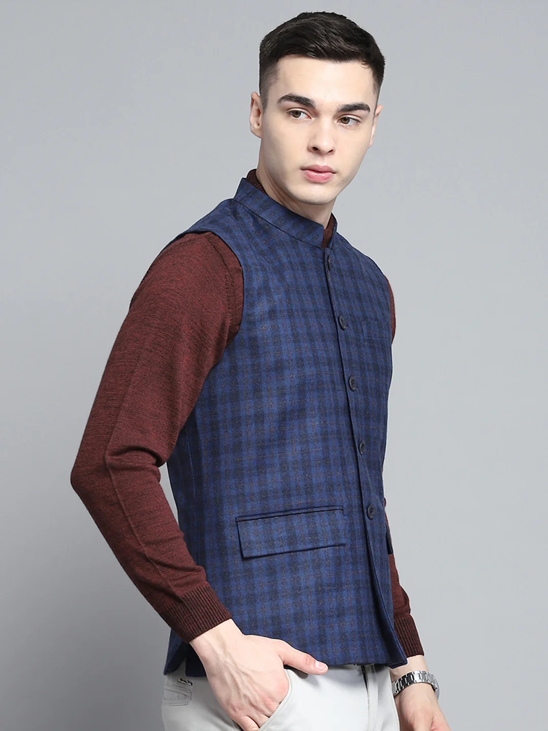 Men Blue Solid Band Collar Sleeveless Jacket - Image 4