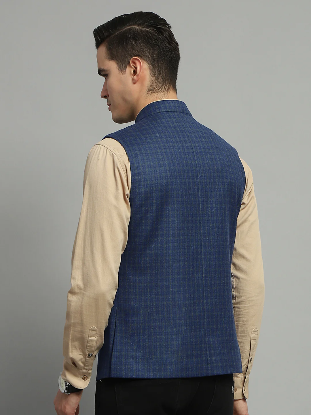 Luxuria Men Blue Solid Band Collar Sleeveless Jacket - Image 5