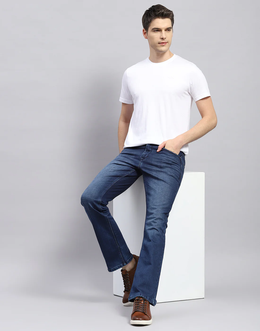 Men Blue Solid Bootcut Denim - Image 2