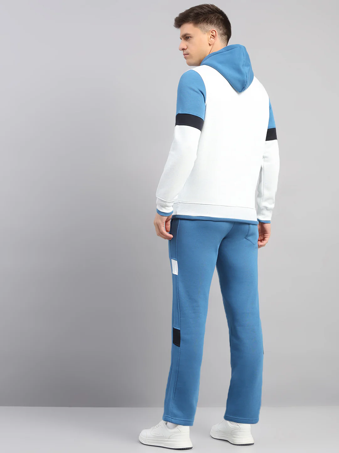 Men Blue Solid Collar Full Sleeve Winter Tracksuit - Image 5