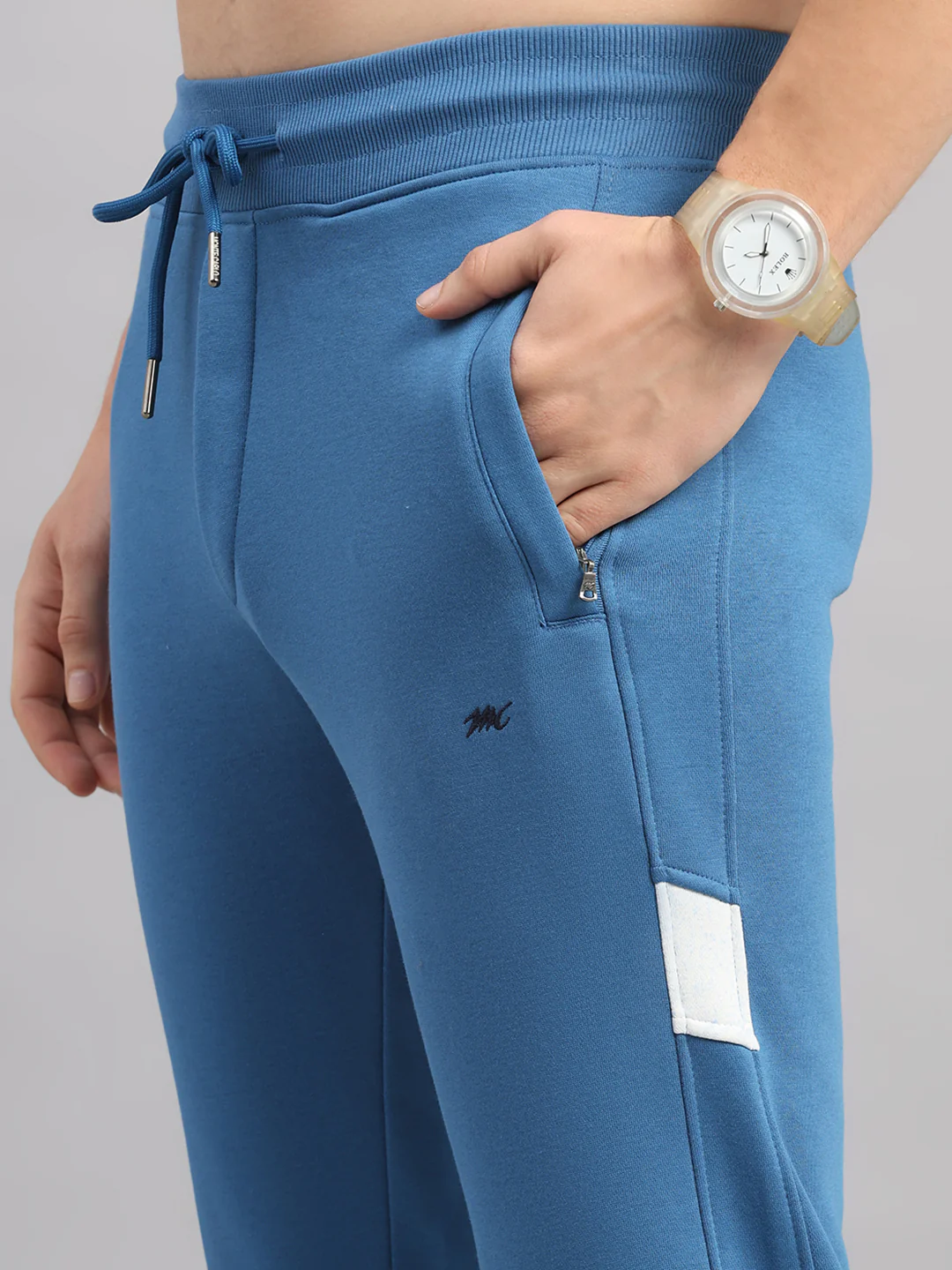 Men Blue Solid Collar Full Sleeve Winter Tracksuit - Image 9