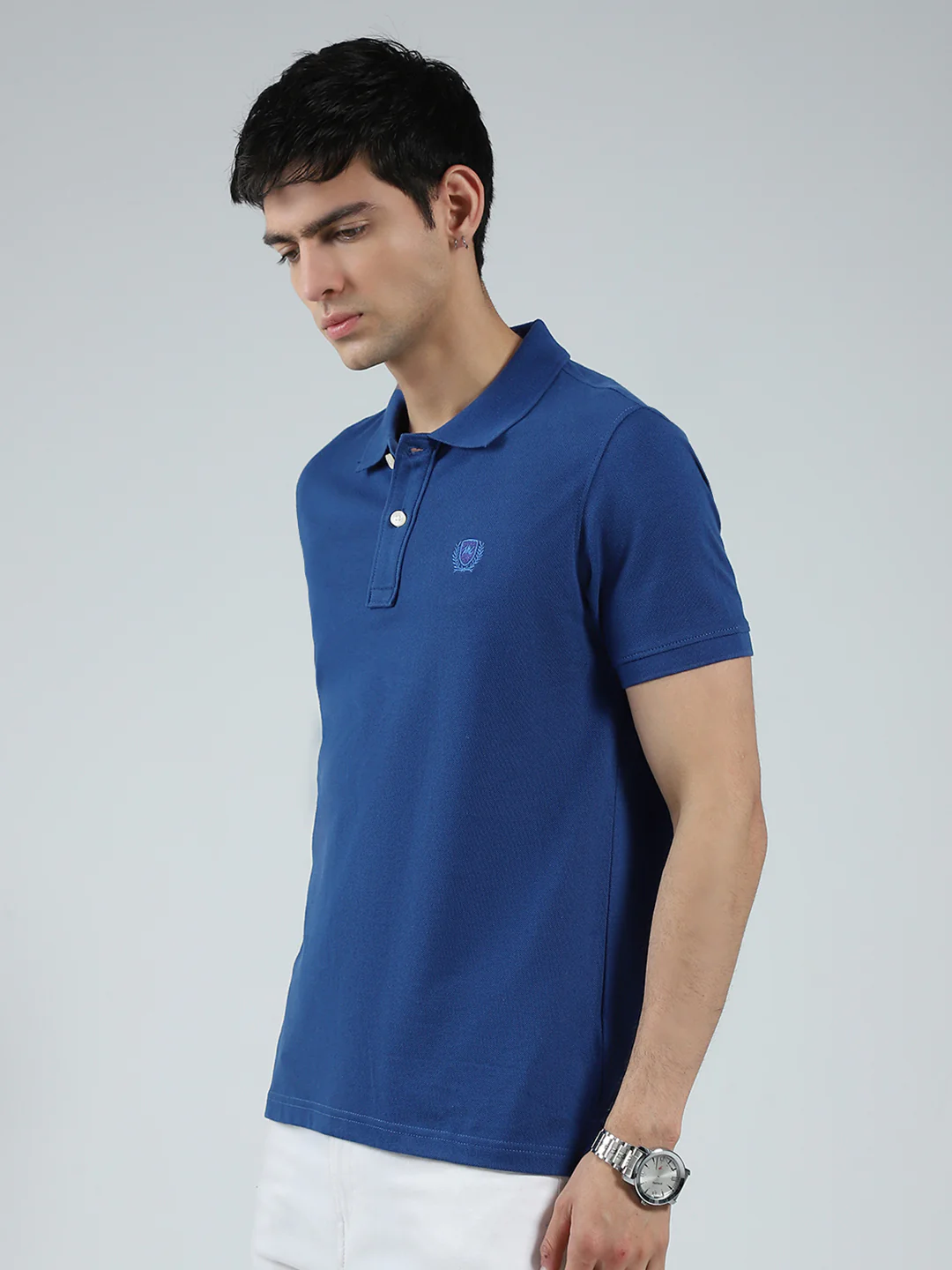 Men Blue Solid Collar Half Sleeve T-Shirt - Image 3