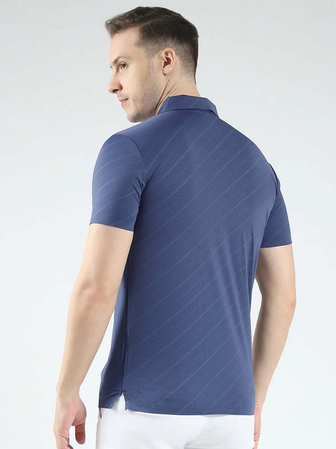 Men Blue Solid Collar Half Sleeve T-Shirt - Image 5