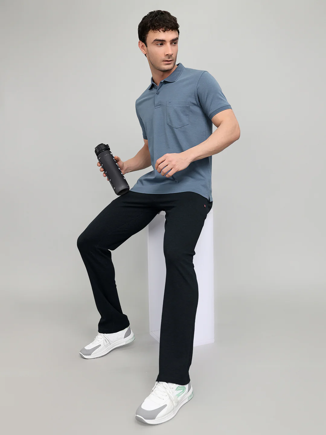 Men Blue Solid Collar Half Sleeve T-Shirt - Image 6