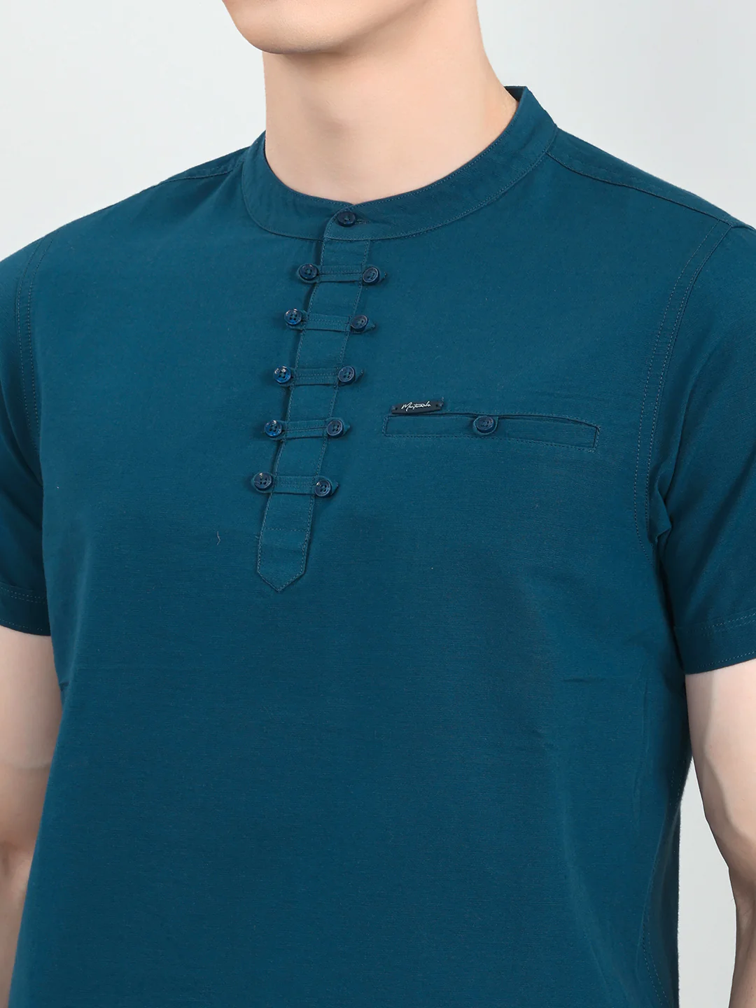 Men Blue Solid Henley Neck Half Sleeve T-Shirt - Image 4