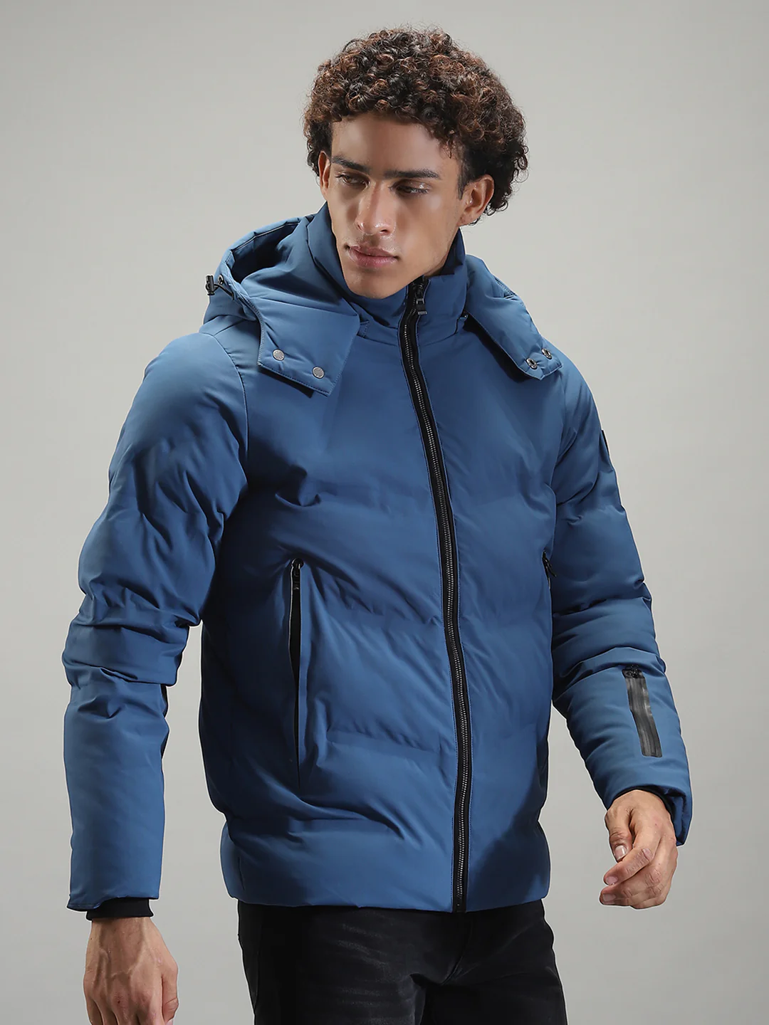 Men Blue Solid Hooded Full Sleeve Jacket - Image 4