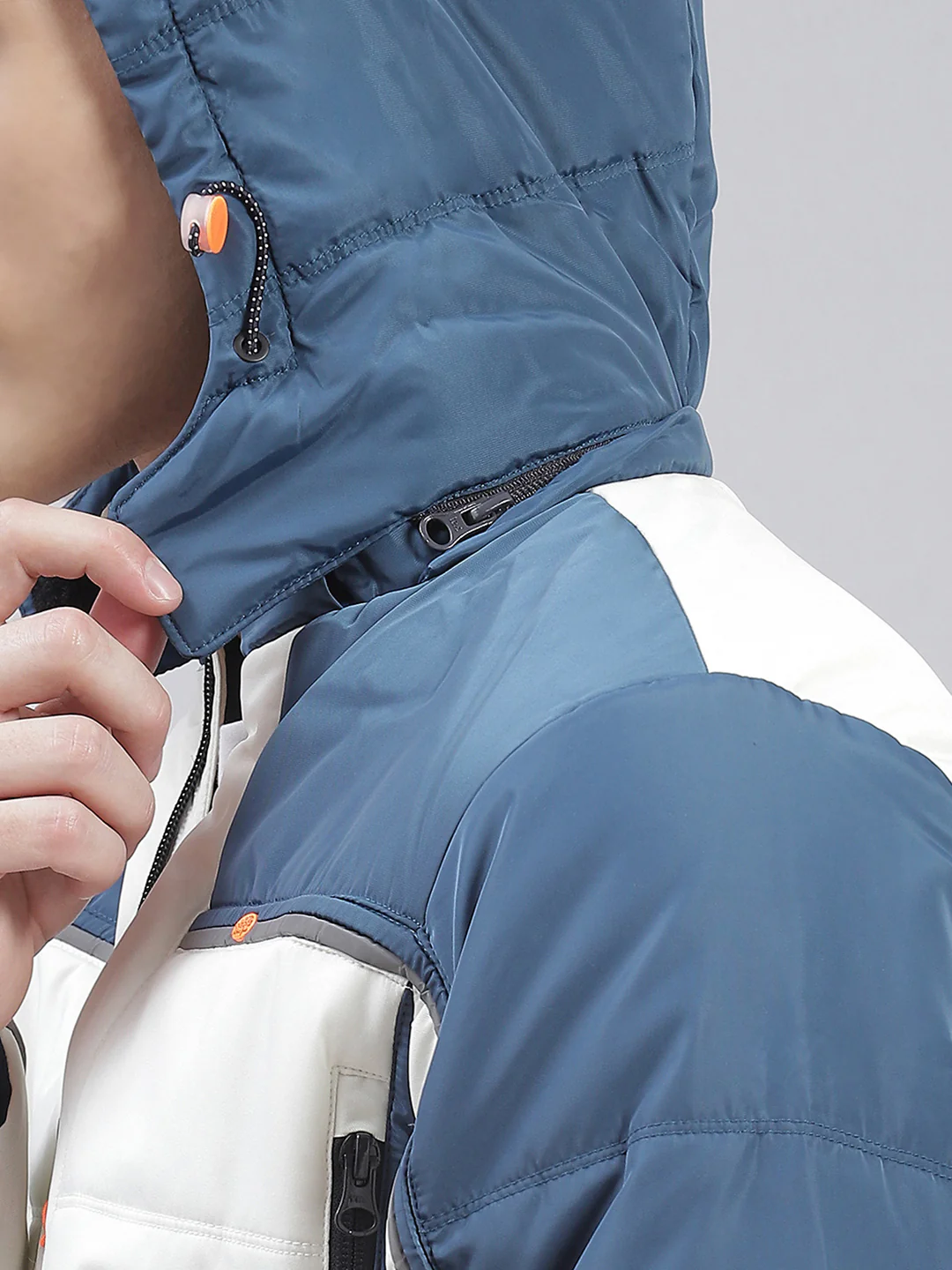 Men Blue Solid Hooded Full Sleeve Jackets - Image 8