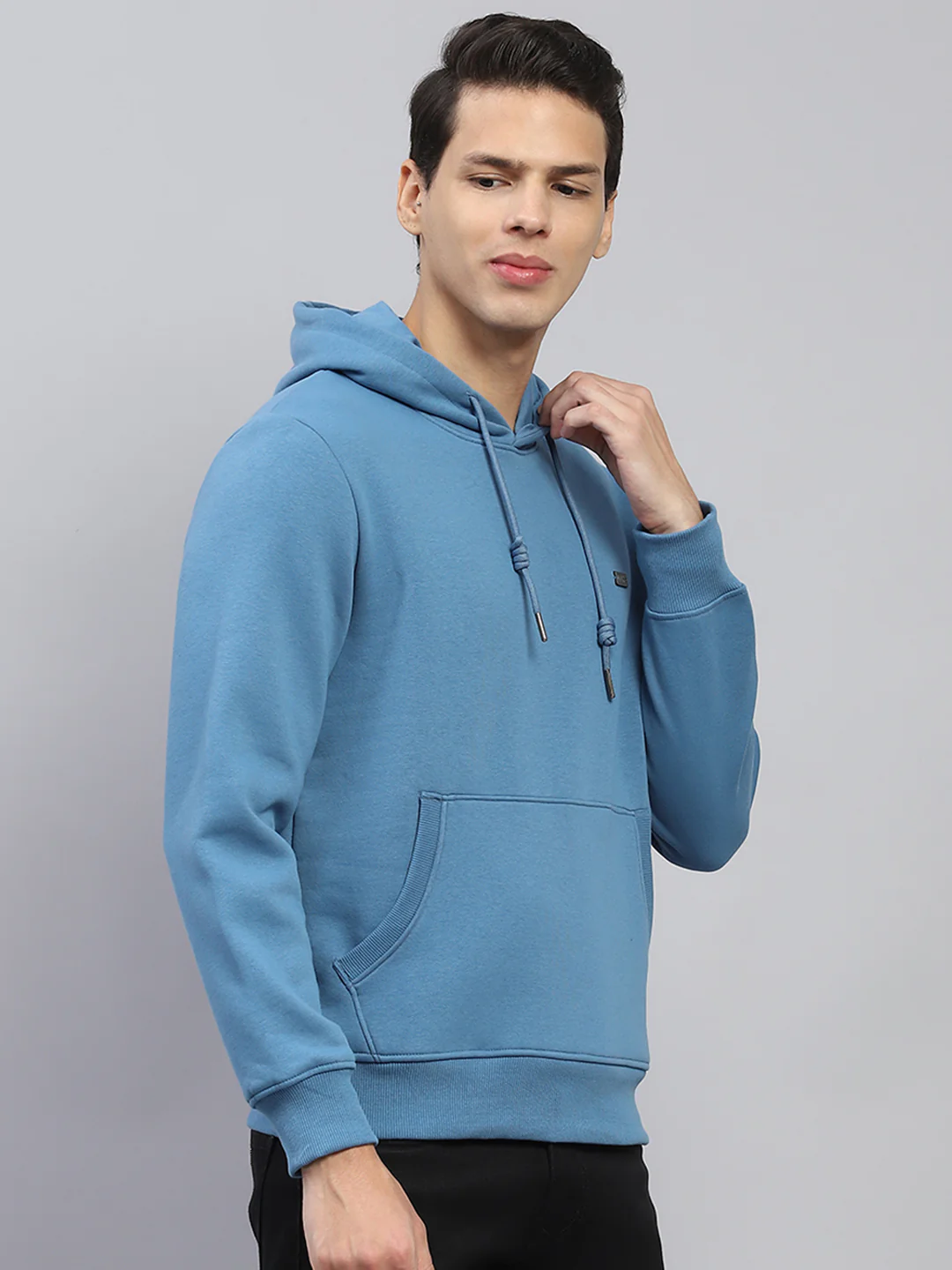 Men Blue Solid Hooded Full Sleeve Sweatshirt - Image 3