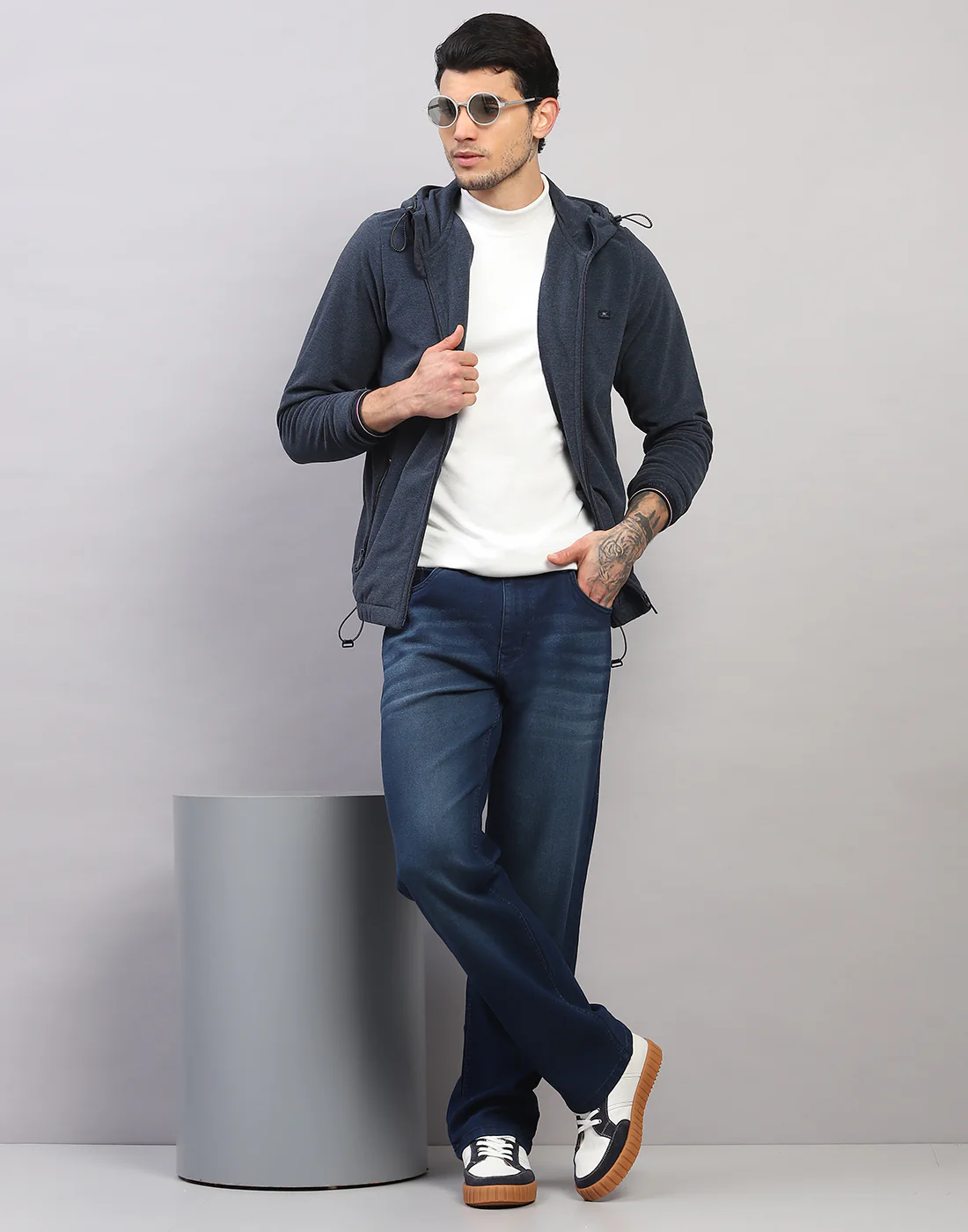 Men Blue Solid Hooded Full Sleeve Sweatshirt - Image 5