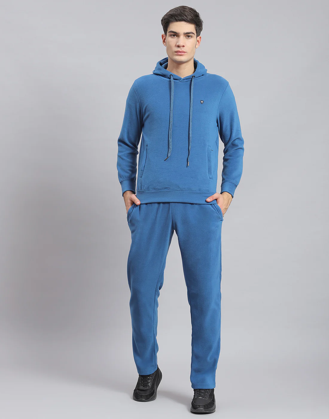 Men Blue Solid Hooded Full Sleeve Tracksuit - Image 2