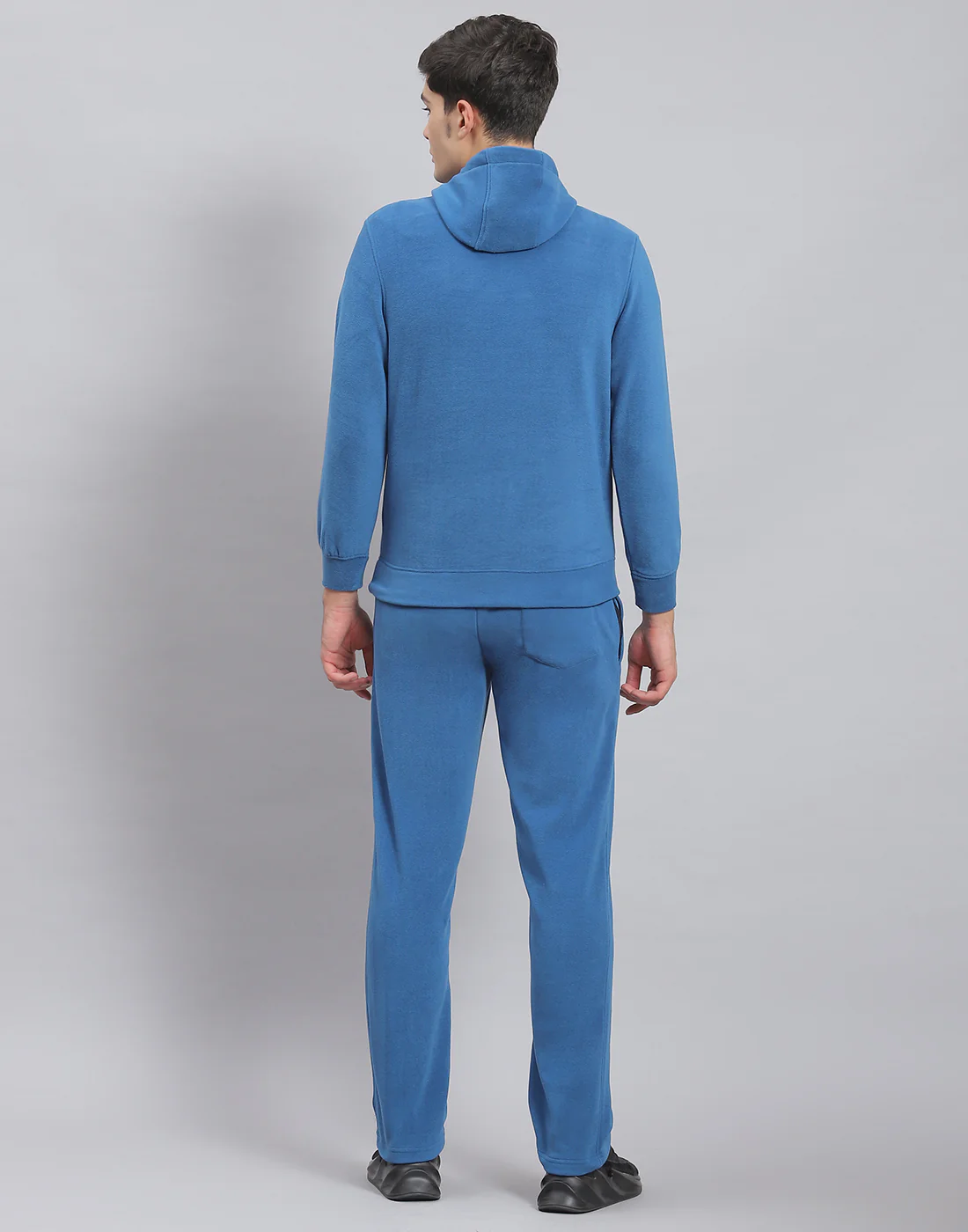 Men Blue Solid Hooded Full Sleeve Tracksuit - Image 5