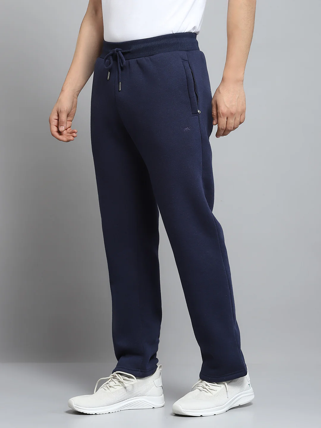 Men Blue Solid Hooded Full Sleeve Winter Tracksuit - Image 8