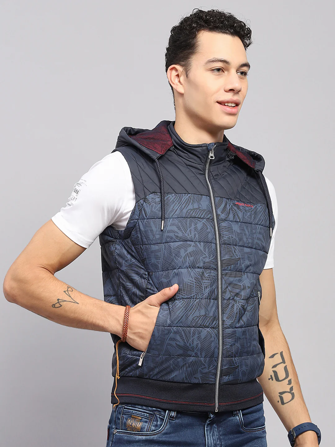 Men Blue Solid Hooded Sleeveless Jacket - Image 4