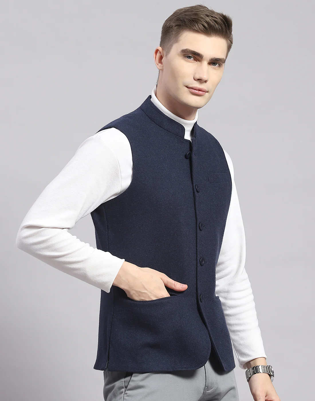 Men Blue Solid Mandarin Collar Sleeveless Nehru Jacket - Image 4