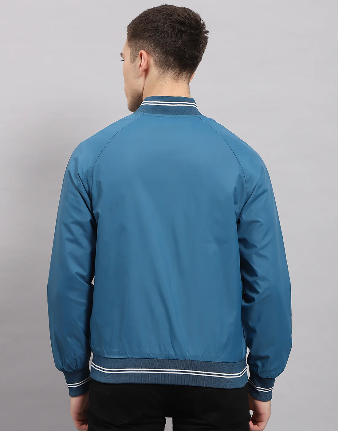 Men Blue Solid Mock Neck Full Sleeve Jacket - Image 5