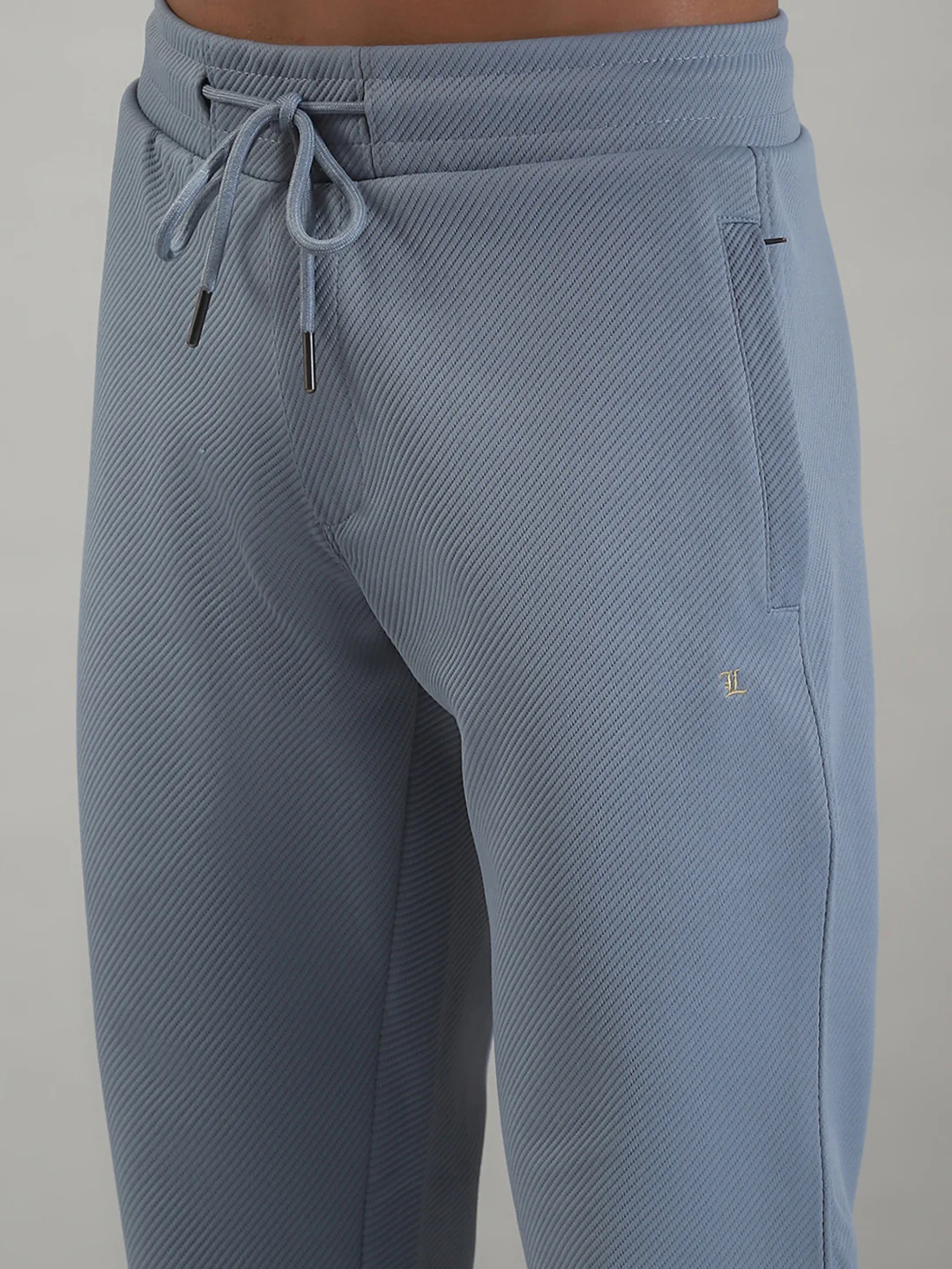 Men Blue Solid Mock Neck Full Sleeve Winter Tracksuit - Image 8