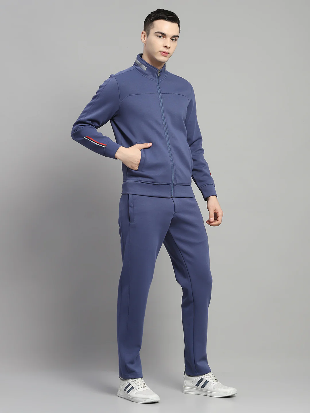 Men Blue Solid Mock Neck Full Sleeve Winter Tracksuit - Image 4