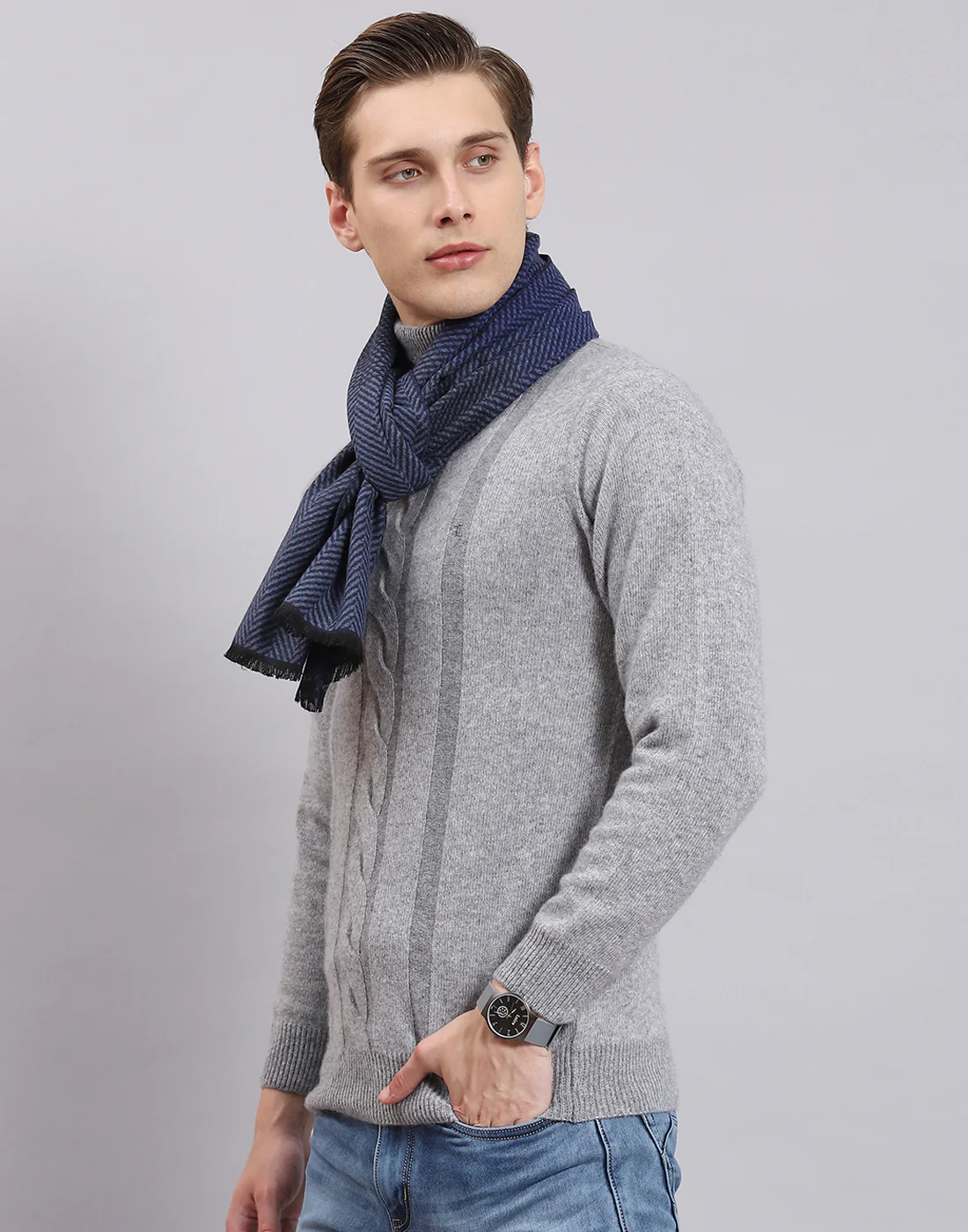 Men Blue Solid Muffler - Image 4