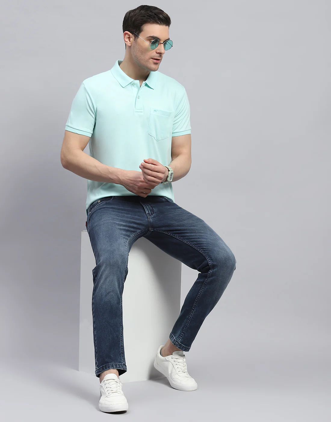 Men Blue Solid Polo Collar Half Sleeve T-Shirt - Image 2