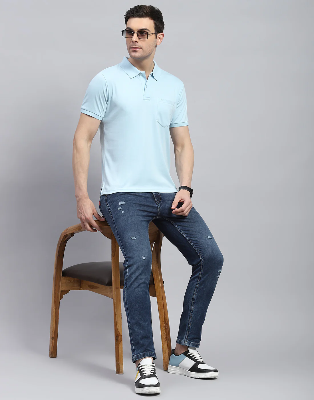 Men Blue Solid Polo Collar Half Sleeve T-Shirt - Image 2