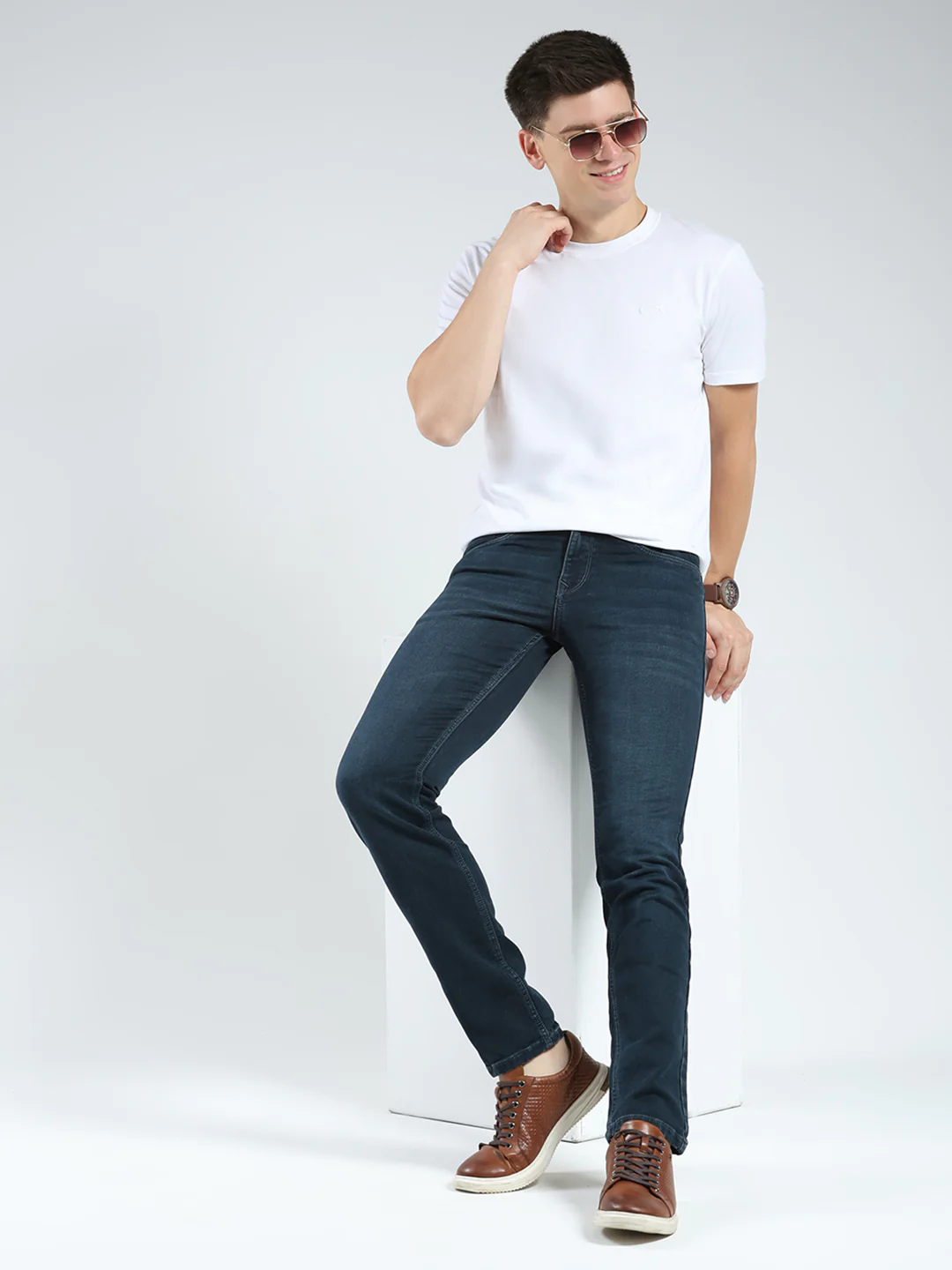 Men Blue Light Wash Skinny Fit Denim - Image 2