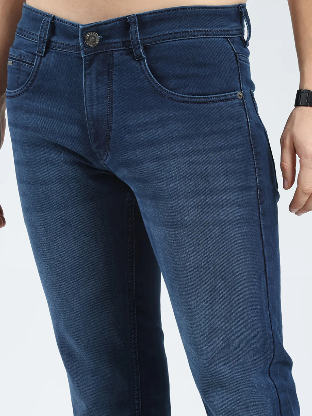 Men Blue Solid Narrow Fit Denim - Image 6