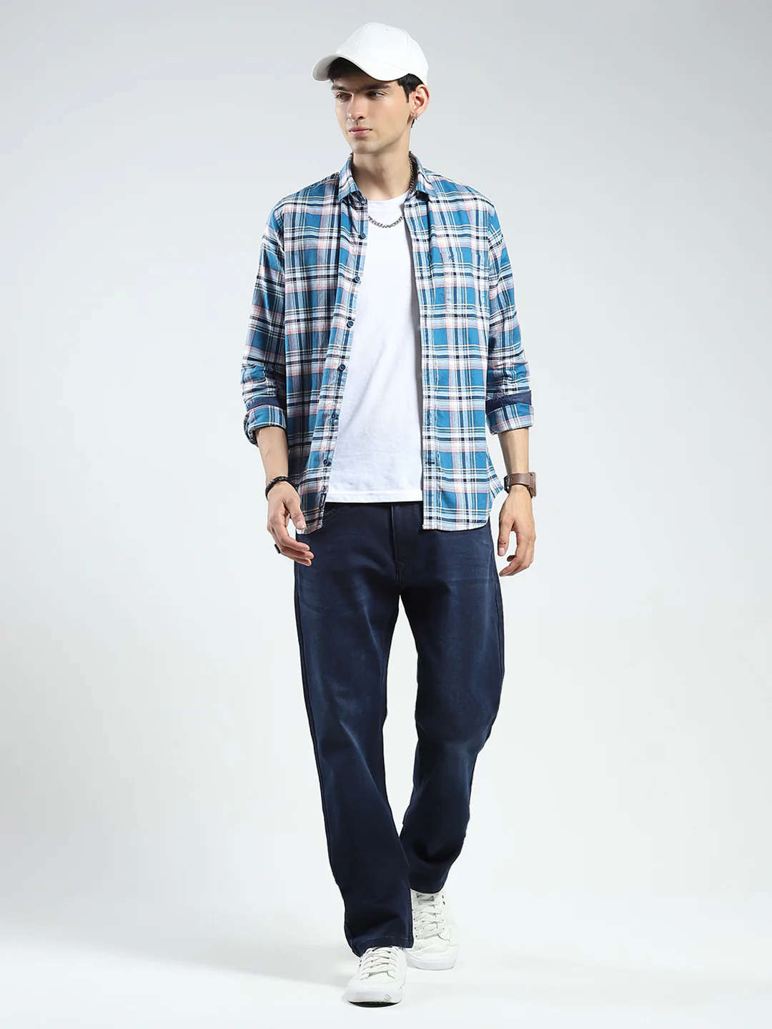 Men Blue Solid Narrow Fit Denim - Image 2