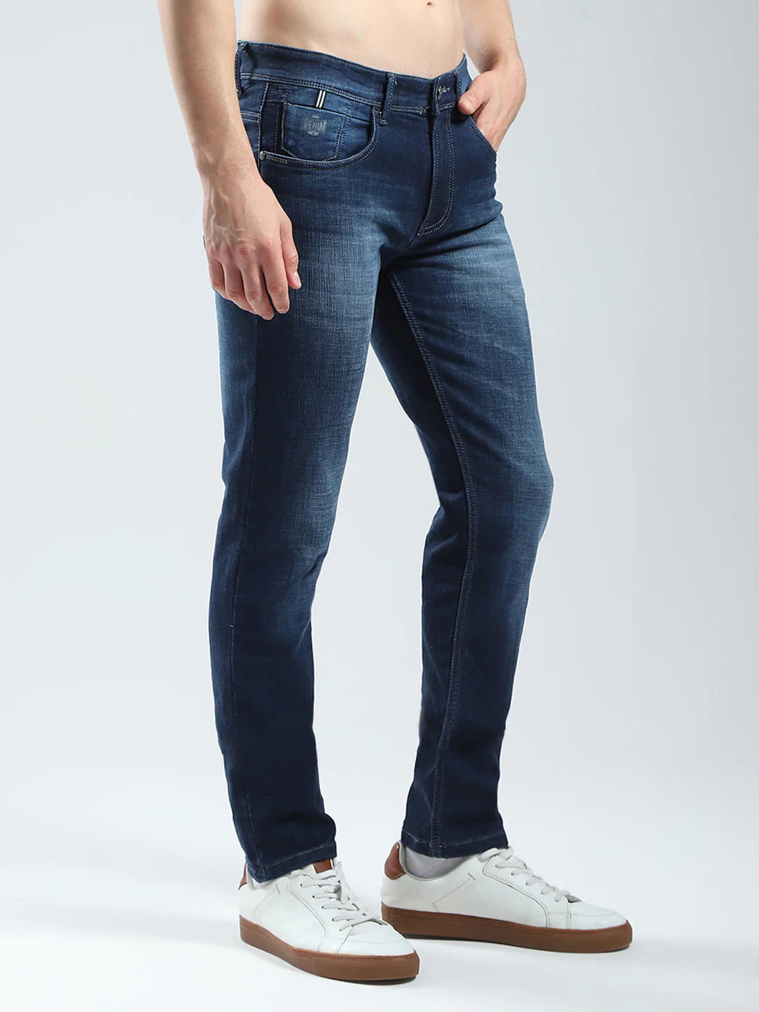 Men Blue Light Wash Skinny Fit Denim - Image 4