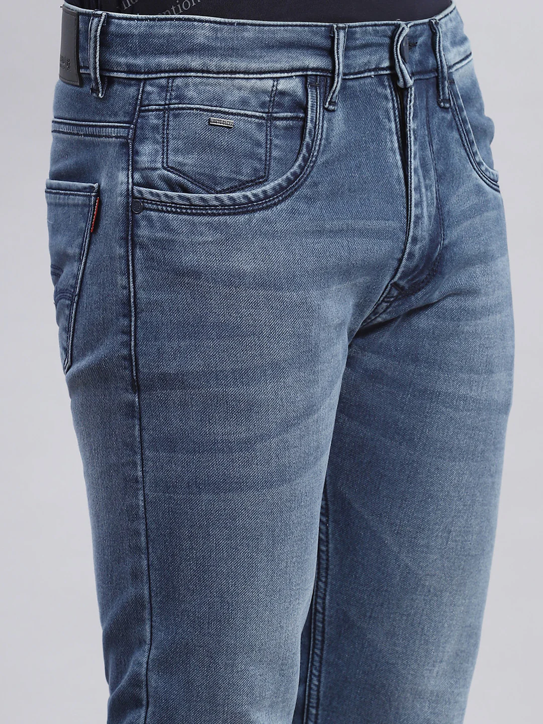 Men Blue Solid Regular Fit Denims - Image 6