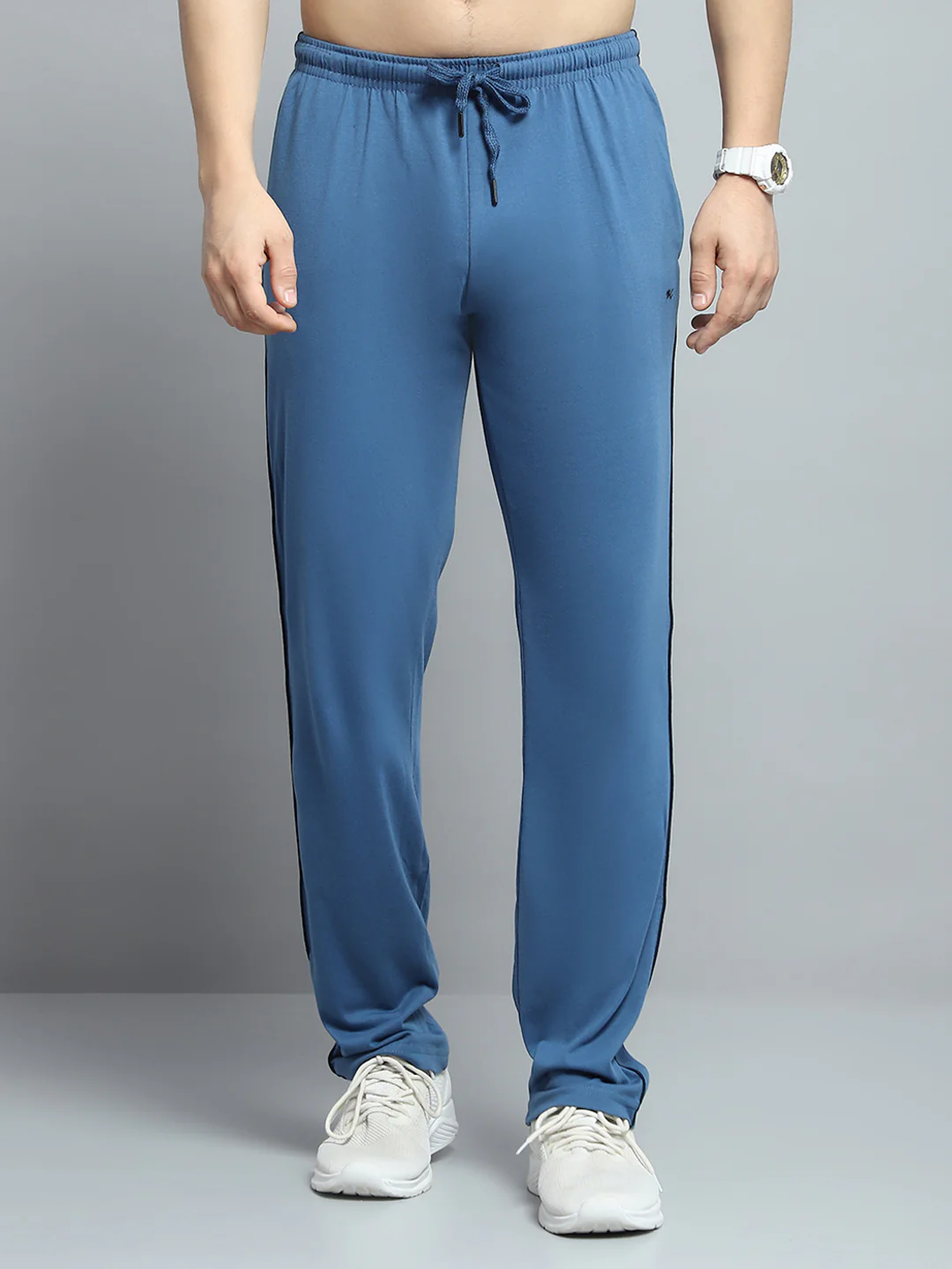 Men Blue Solid Regular Fit Lower