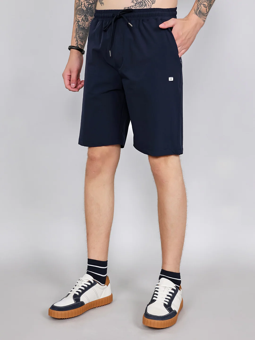 Men Blue Solid Regular Fit Shorts - Image 2