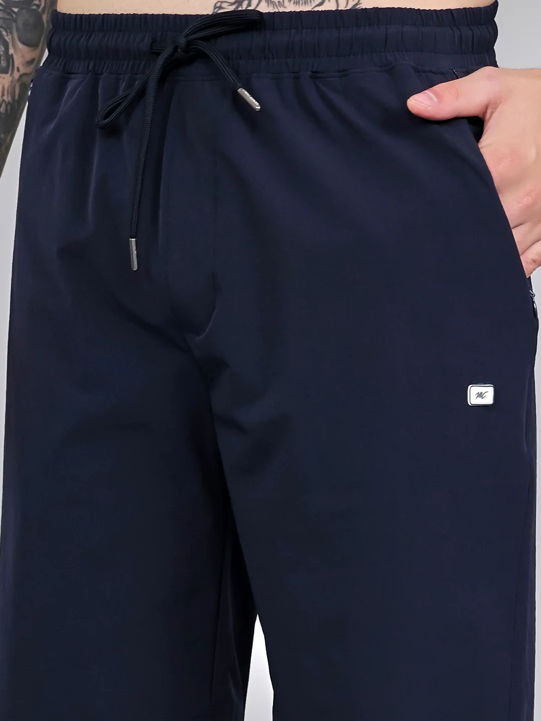 Men Blue Solid Regular Fit Shorts - Image 5