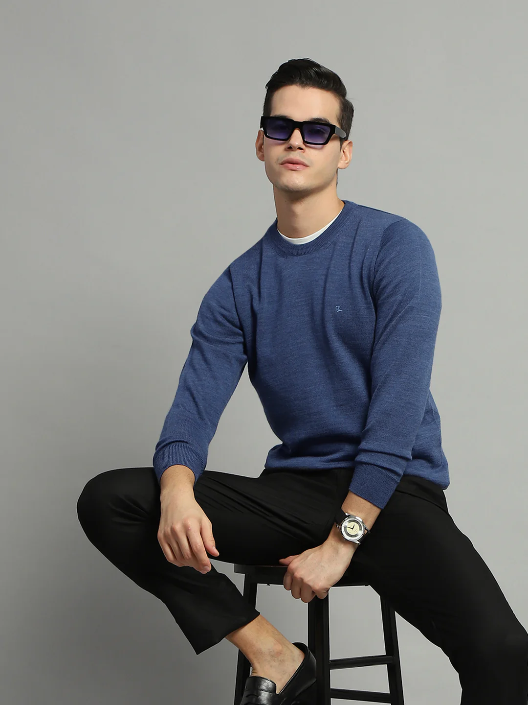 Luxuria Men Blue Solid Round Neck Full Sleeve Pullover - Image 6