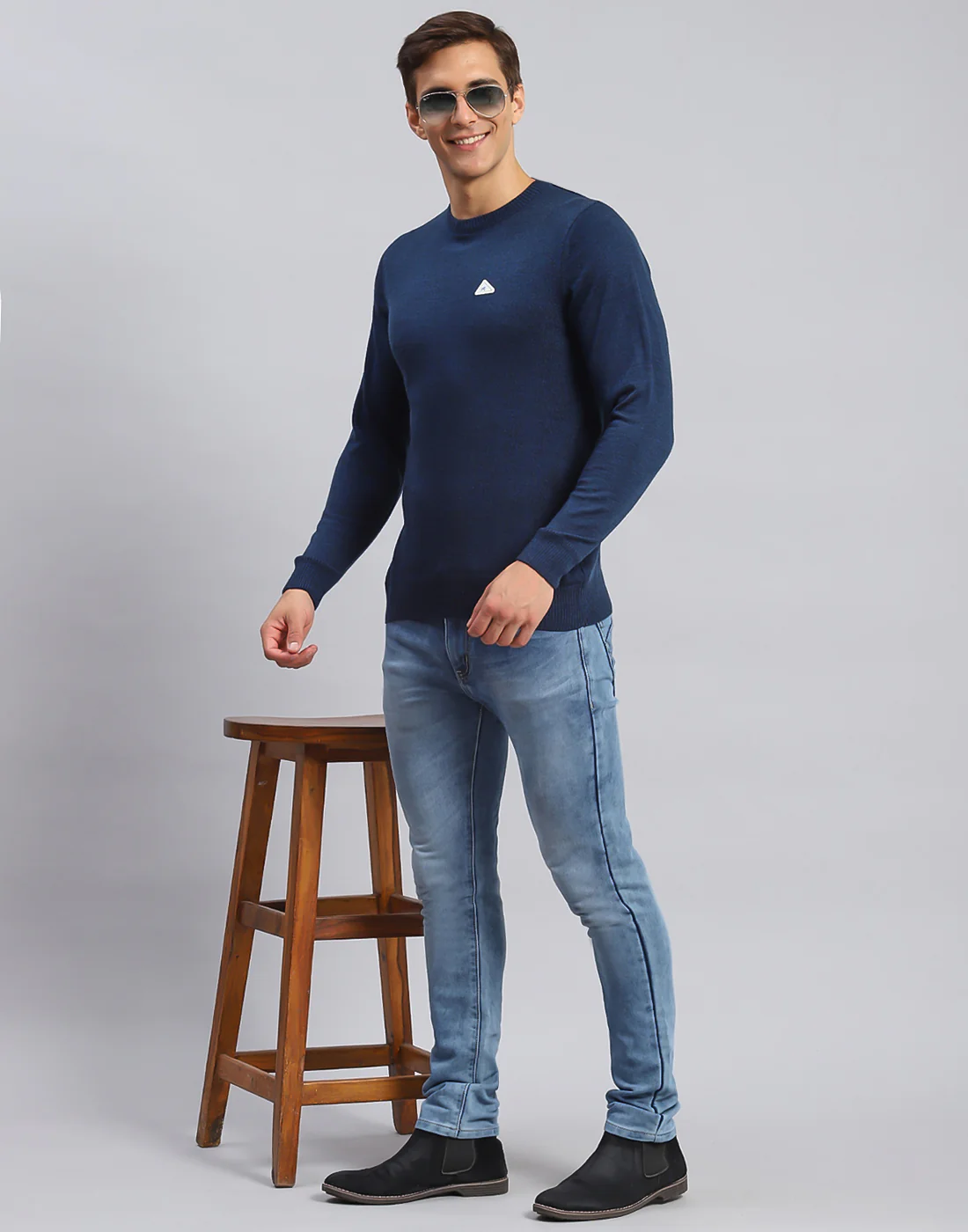Men Blue Solid Round Neck Full Sleeve Pullover - Image 2