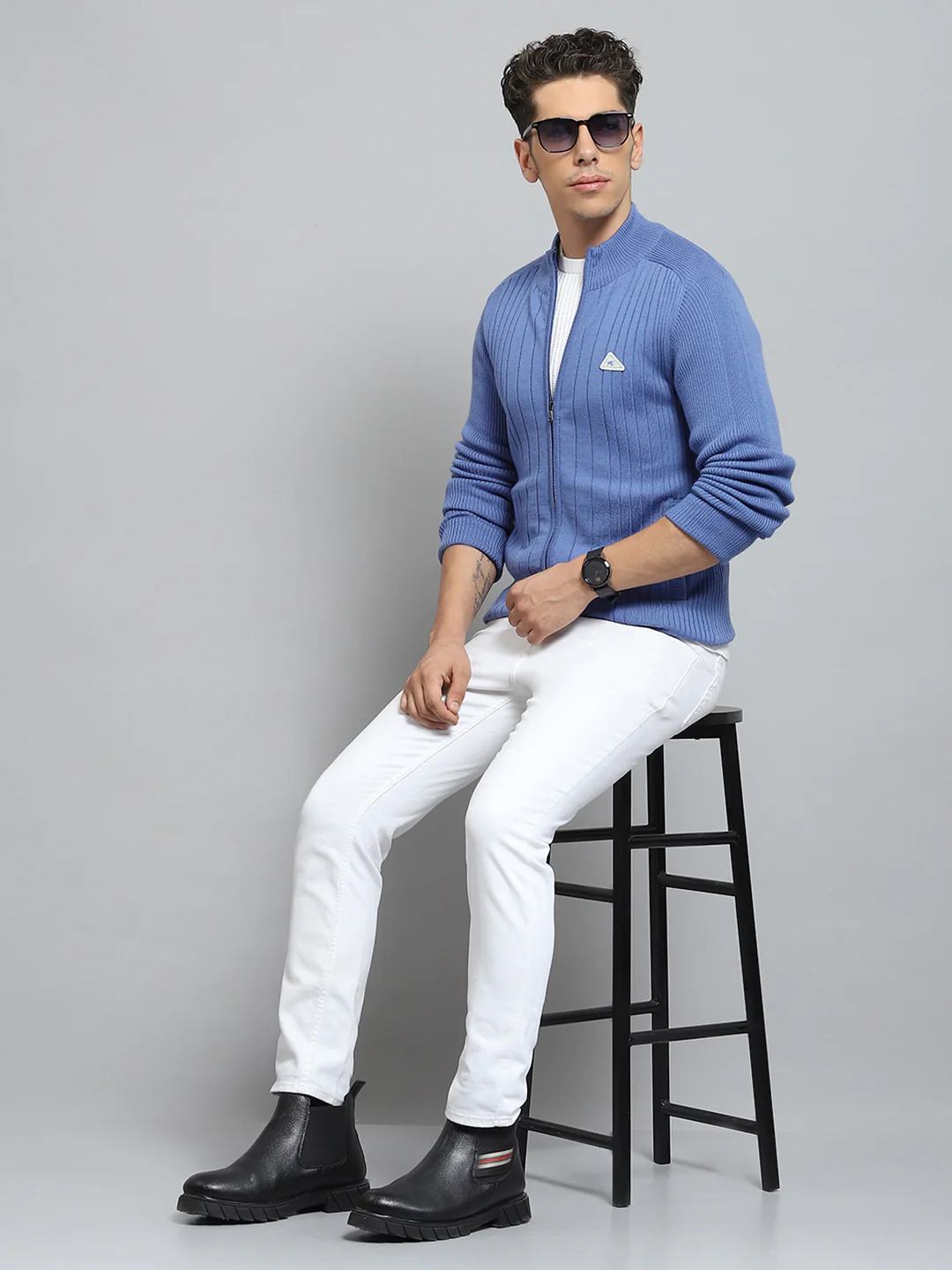 Men Blue Solid Round Neck Full Sleeve Pullover - Image 2